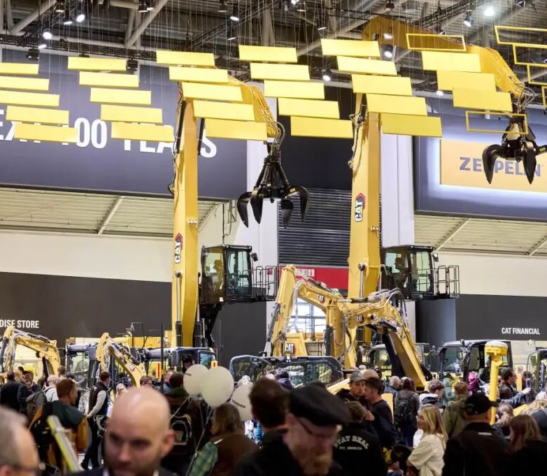2027年沙特宝马展-沙特利雅得工程机械展bauma SAUDI ARABIA参展商与海外采购商展台洽谈现场
