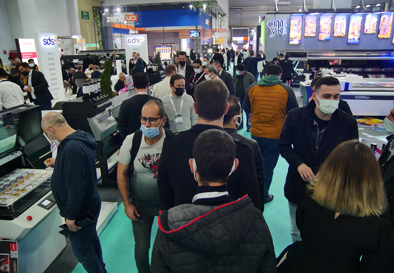 2025年土耳其印刷及广告标识展FESPA Eurasia展会现场产品演示与行业交流活动