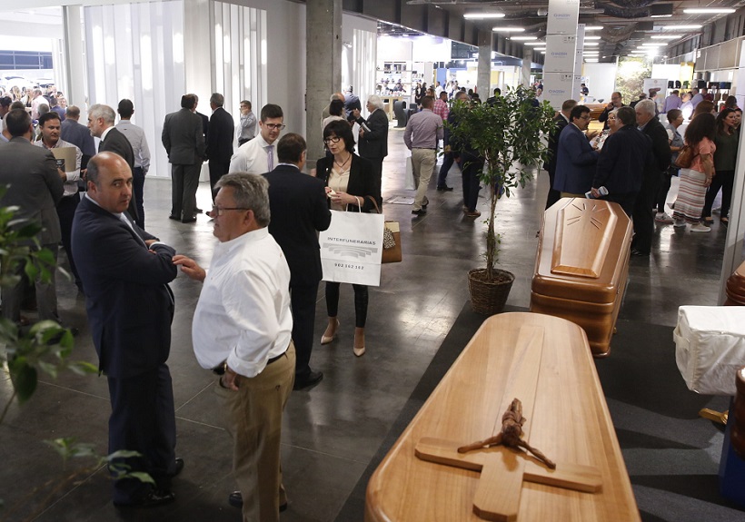 2027年西班牙瓦伦西亚殡仪殡葬展览会Funermostra展馆现场,专业观众参观实况
