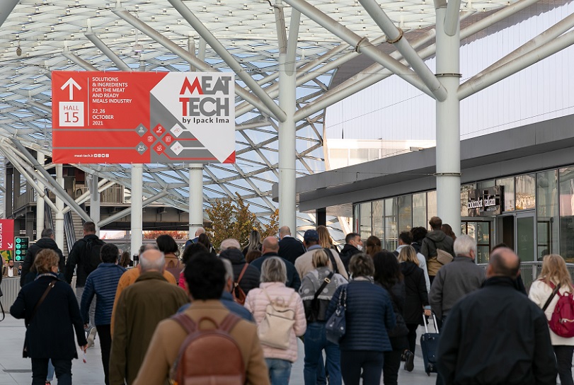 2028年意大利米兰肉类加工展览会Meat Tech展馆现场，专业观众参观实况