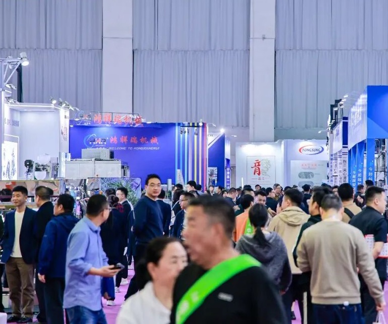 2027年良之隆武汉食材展CFTF展馆现场,专业观众参观实况