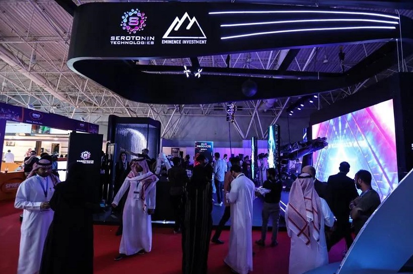2027年沙特利雅得舞台灯光音响展览会SLSSAUDI LIGHT & SOUND EXPO展馆现场，专业观众参观实况