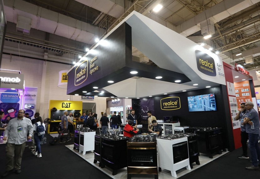 2027年墨西哥消费品、礼品、家庭用品展览会Latin American Electronics展馆现场,专业观众参观实况