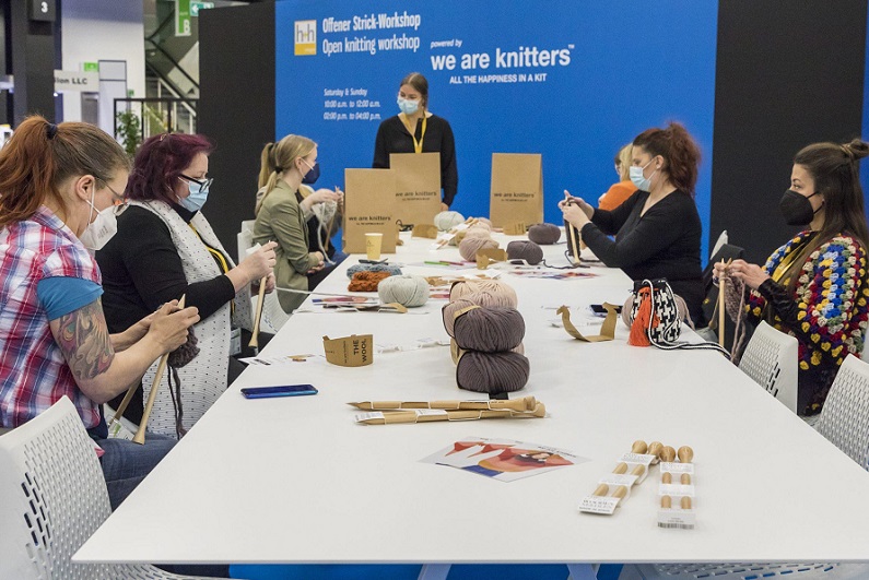 2027年美国创意手工艺品、纺织品展览会h+h americas行业机械设备展品展台实拍