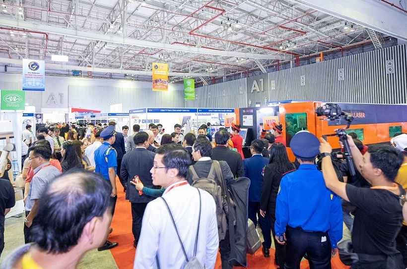 2027年越南河内工业机械及机床金属加工展览会VINAMAC EXPO行业机械设备展品展台实拍