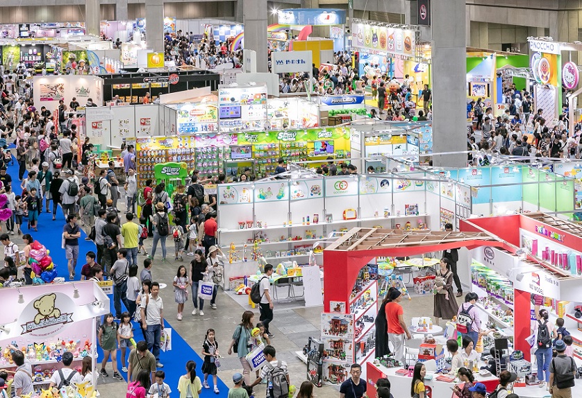 2026年日本东京玩具展览会TOKYO TOY SHOW展馆现场,专业观众参观实况