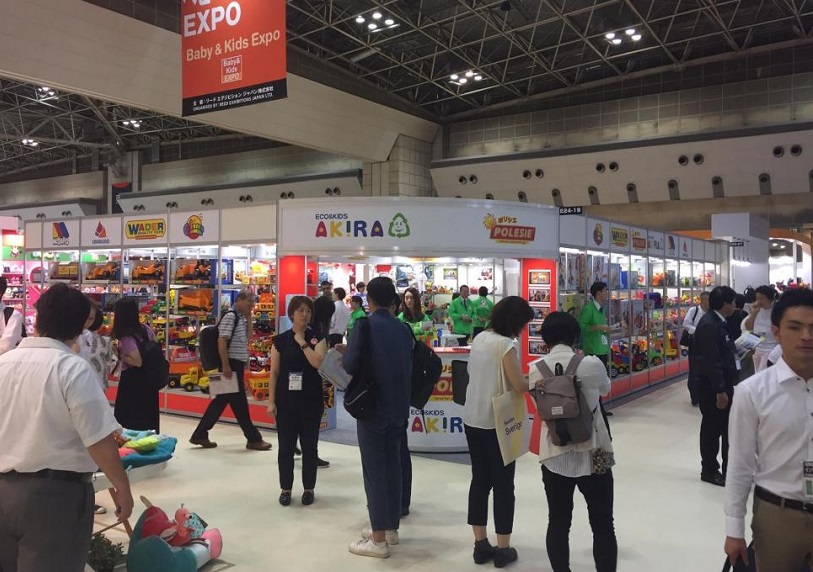 2027年日本东京婴童用品展览会Baby Kids Expo参展商与海外采购商展台洽谈现场