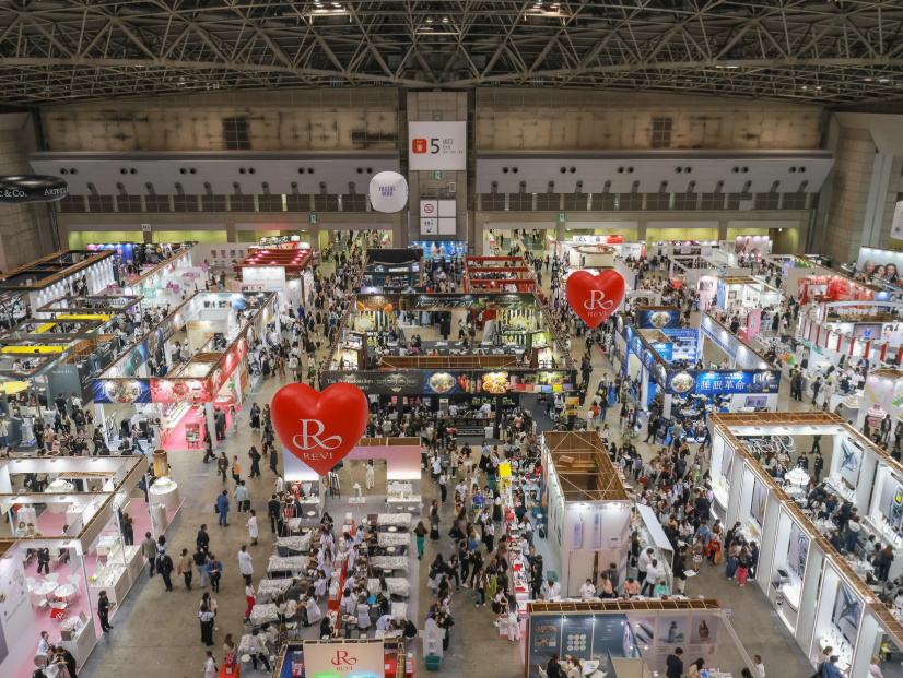 2027年日本东京美容展览会Beautyworld Japan Tokyo展馆现场，专业观众参观实况
