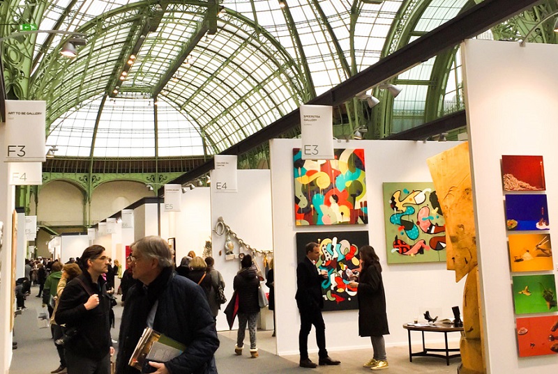 2026年法国巴黎影像展览会Paris Photo展会现场产品演示与行业交流活动
