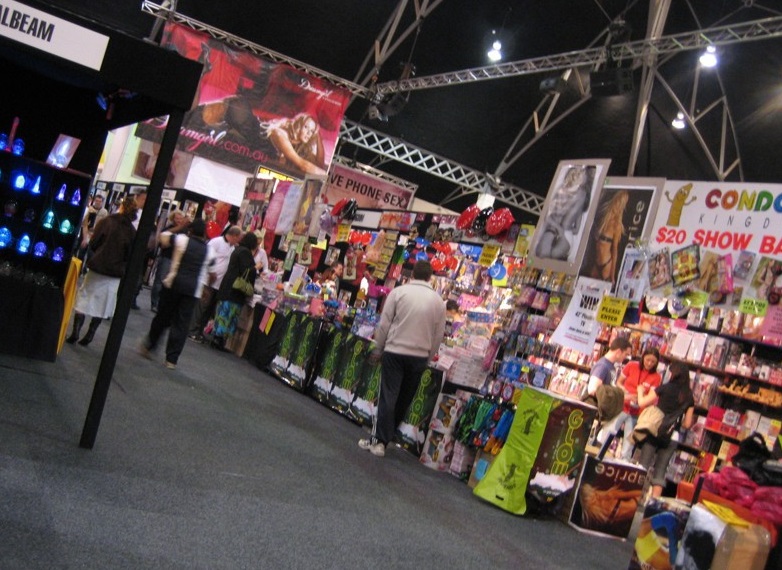 2026年澳洲澳大利亚悉尼成人用品、情趣内衣展览会SEXPO 展馆现场,专业观众参观实况