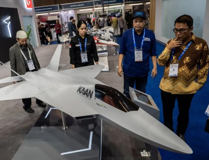 2027年印尼国际航空展览会Indo Aerospace Expo & Forum展馆现场，专业观众参观实况
