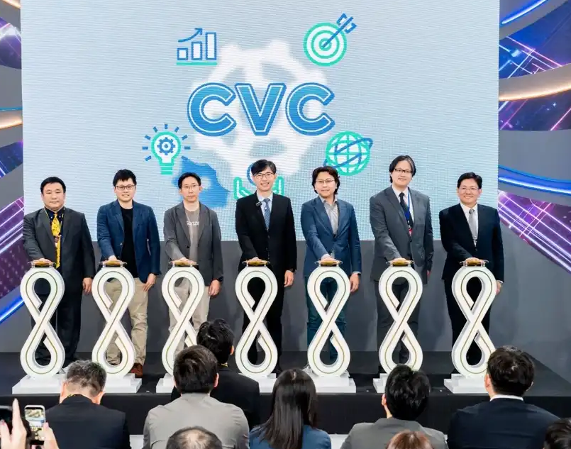 2027年台湾创新与新创展览会InnoVEX展馆现场,专业观众参观实况