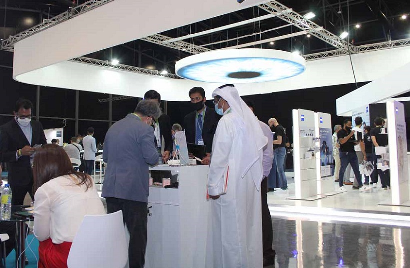 2027年中东迪拜光学眼镜展览会VISIONPLUS EXPO DUBAI展馆现场，专业观众参观实况