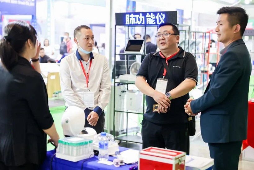 2027年山西医疗器械展览会CWMEE展馆内部展台环境实拍
