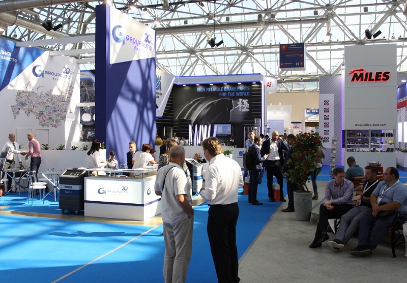 2027年俄罗斯莫斯科汽配展MIMSMIMS Automobility展馆现场,专业观众参观实况
