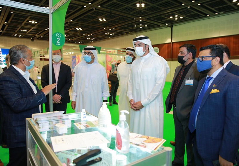 2026年中东迪拜保健食品及原料展览会Middle East Organic Natural展馆现场,专业观众参观实况