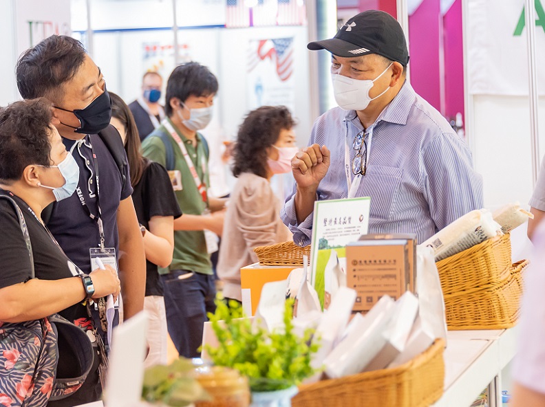 2027年香港酒店用品及餐饮食品展览会HOFEX展会现场产品演示与行业交流活动