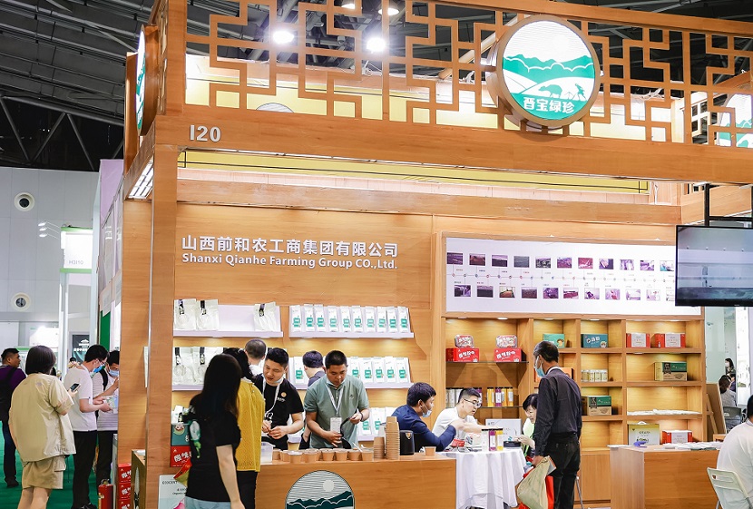 2027年上海亚洲国际有机产品博览会BIOFACH CHINA展馆现场,专业观众参观实况