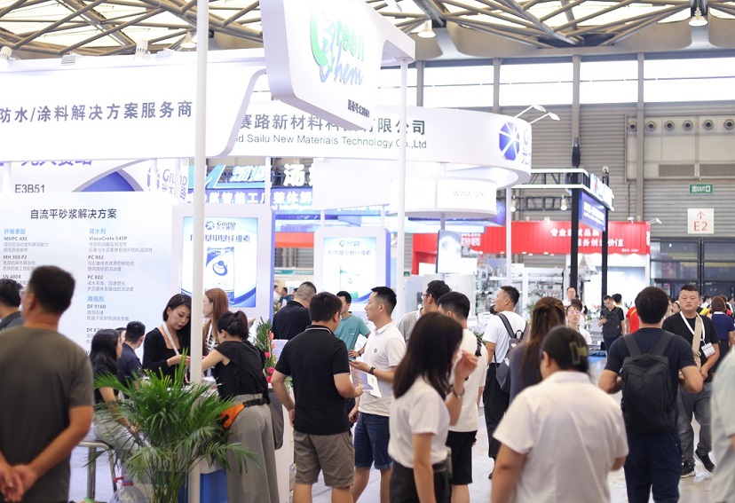 2027年上海亚洲混凝土展览会World of Concrete Asia展馆现场，专业观众参观实况