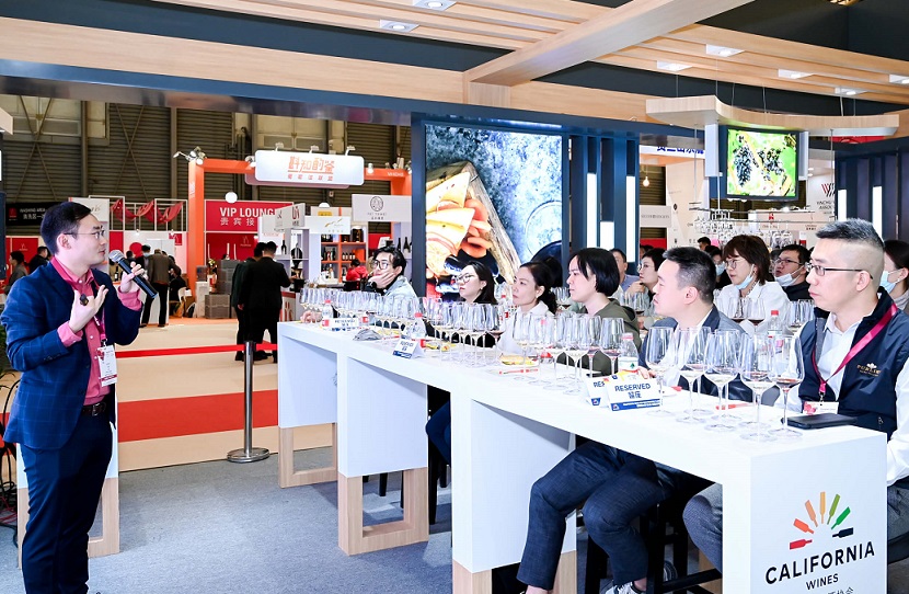 2026年上海国际葡萄酒、红酒、烈酒贸易展览会ProWine展馆内部展台环境实拍