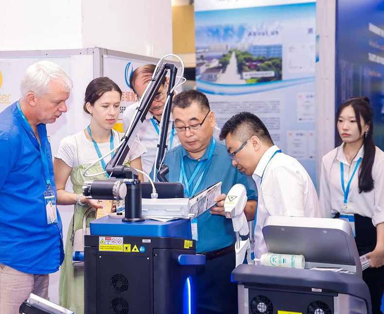 2027年苏州医疗器械创新展MFCMedical Fair China行业机械设备展品展台实拍
