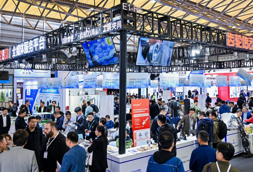 2026年上海国际动力传动与控制技术展览会PTCPTC Asia参展商与海外采购商展台洽谈现场