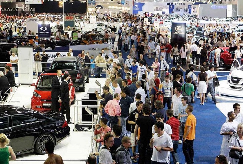 2027年英国车展The British Motor Show展馆现场，专业观众参观实况
