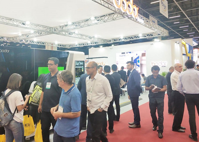 2027年巴西圣保罗工业、机床、自动化机器人展览会EXPOMAFE展馆现场，专业观众参观实况