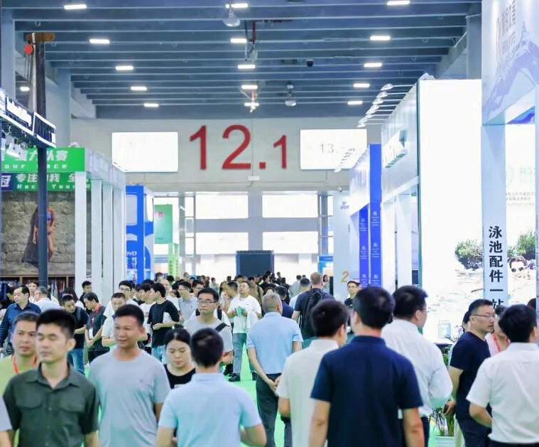 2027年广州亚洲泳池SPA展览会Asia Pool & Spa Expo参展商与海外采购商展台洽谈现场