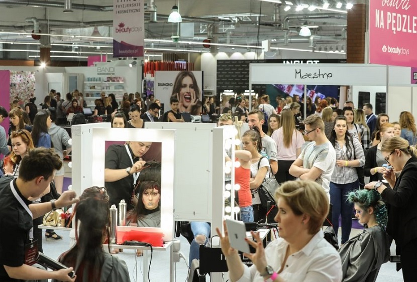 2027年波兰华沙美容展览会Beauty Days展馆现场,专业观众参观实况