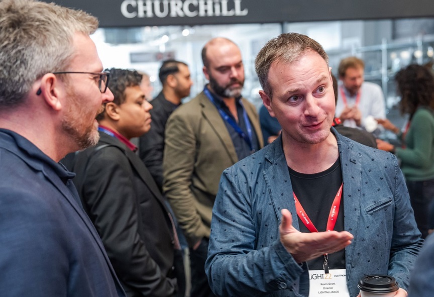 2026年英国伦敦照明展览会LiGHT EXPO参展商与海外采购商展台洽谈现场