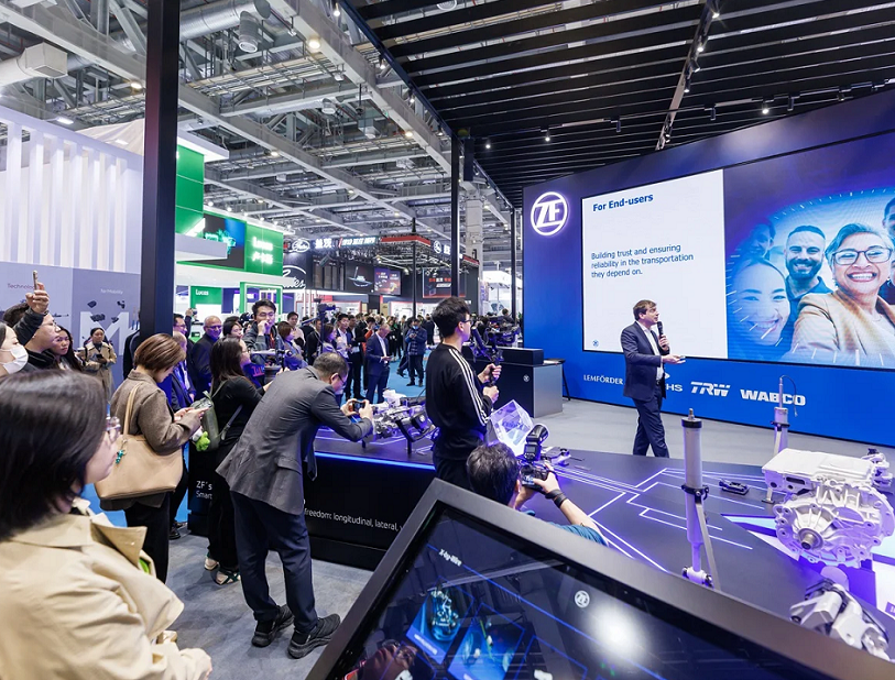 2026年上海法兰克福汽配展览会Automechanika Shanghai展会现场产品演示与行业交流活动