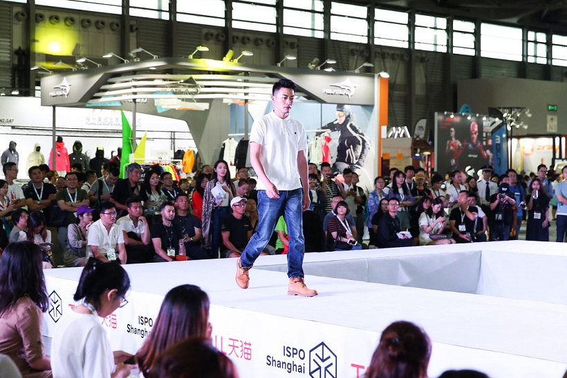 2027年上海慕尼黑体育及户外用品展览会ISPO SHANGHAI行业机械设备展品展台实拍