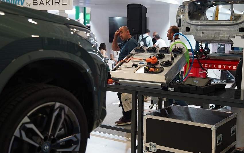 2027年土耳其伊斯坦布尔汽车工业及汽配展览会Automechanika Istanbul展馆现场,专业观众参观实况