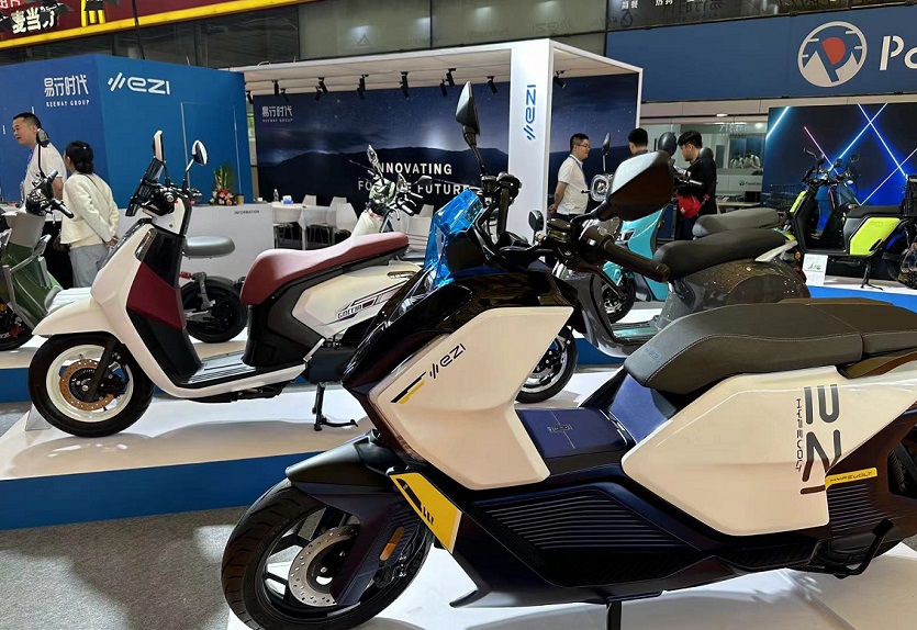 2027年上海国际户外骑行装备展览会CHINA CYCLE展馆现场,专业观众参观实况