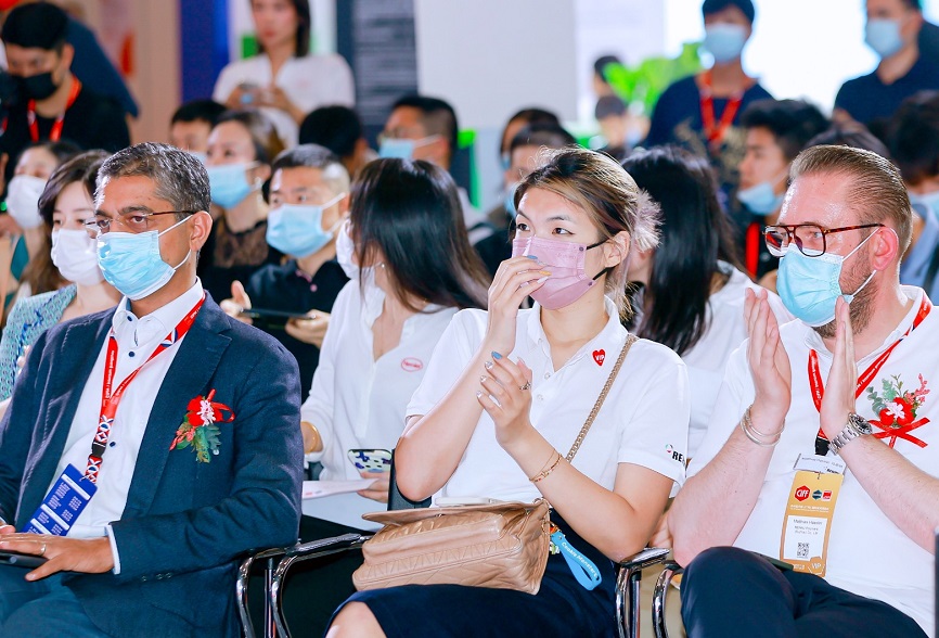 2027年广州国际办公家具及商业空间展览会CIFF展会现场产品演示与行业交流活动
