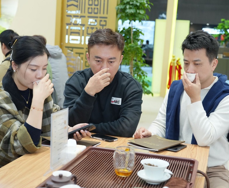 2026年深圳茶博会-深圳国际秋季茶产业展TEAEXPO展会现场产品演示与行业交流活动