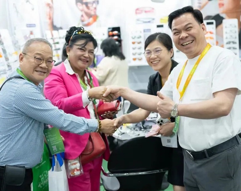 2027年泰国劳动保护用品交易会CIOSH Thailand展馆现场,专业观众参观实况