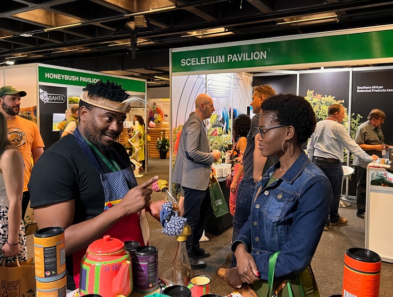 2026年英国伦敦天然有机产品展览会Natural & Organic Products Expo展馆内部展台环境实拍