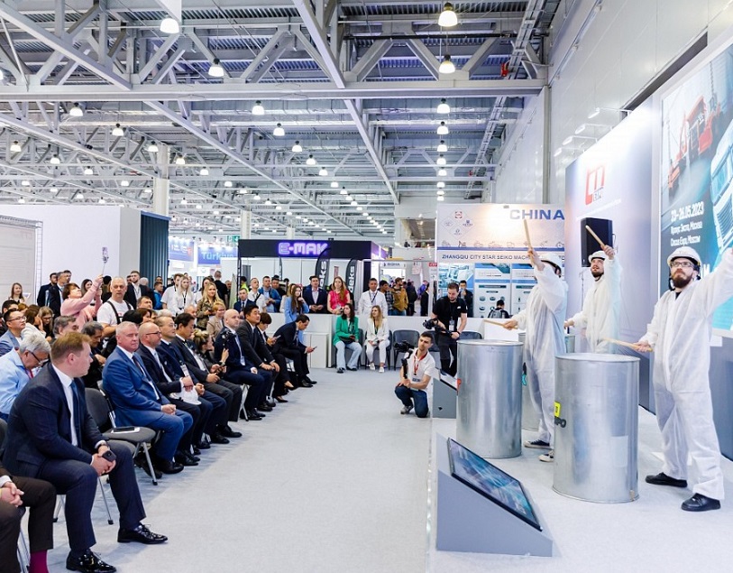 2027年俄罗斯莫斯科工程机械宝马展览会BAUMA CTT Russia行业机械设备展品展台实拍