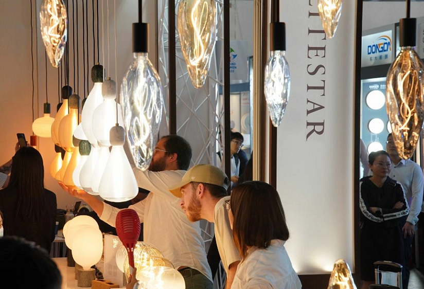2027年香港春季灯饰、照明展览会Hongkong Lighting Fair展馆内部展台环境实拍