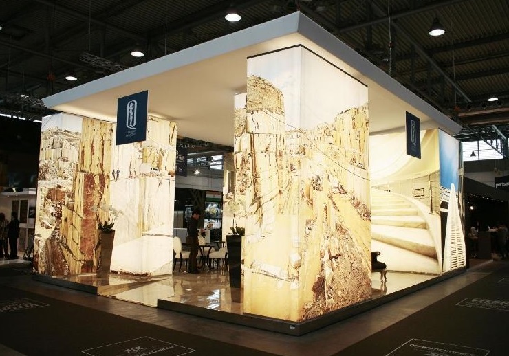 2026年意大利维罗纳石材展览会MARMOMAC展馆现场，专业观众参观实况