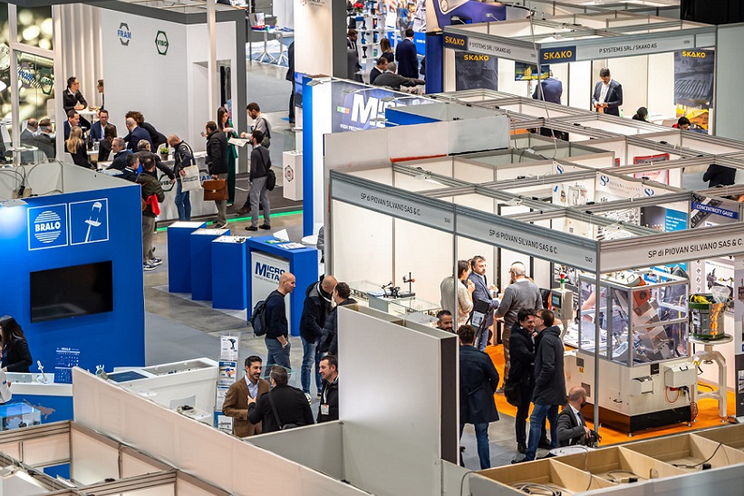 2028年捷克布拉格欧洲紧固件展览会Fastener Fair Spotlight参展商与海外采购商展台洽谈现场