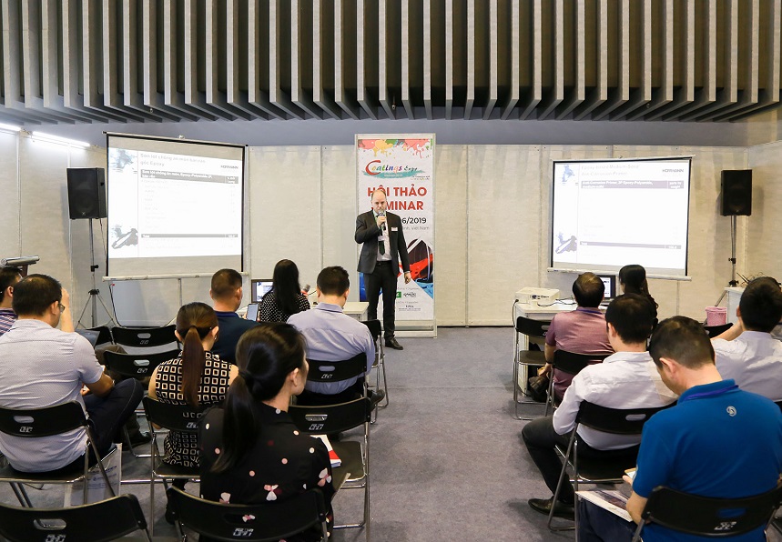 2027年越南涂料及化工展览会Coatings Expo Vietnam展馆现场,专业观众参观实况