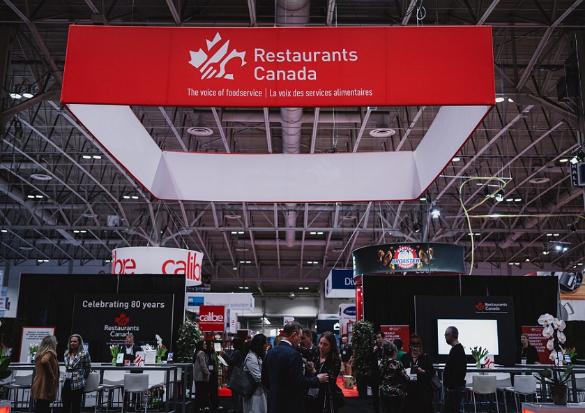 2027年加拿大多伦多酒店用品、餐饮展览会Restaurants Canada Show展馆现场,专业观众参观实况