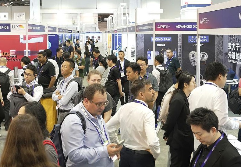2027年新加坡光电展-新加坡光博会Asia Photonics Expo展会现场产品演示与行业交流活动