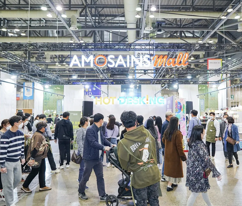 2027年韩国首尔家具、配件及木工机械展览会KOFURN行业机械设备展品展台实拍
