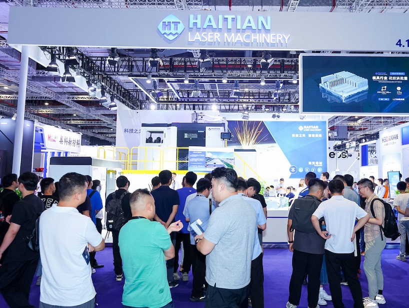 2027年上海亚洲3D打印、增材制造展览会TCT ASIA展馆现场,专业观众参观实况
