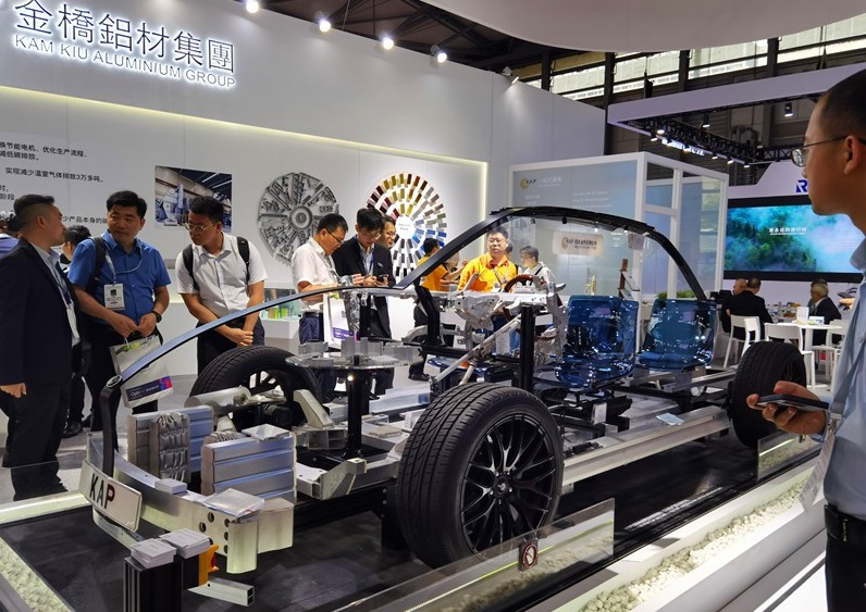 2027年中国上海国际铝工业展览会ALUMINIUM CHINA展馆现场,专业观众参观实况