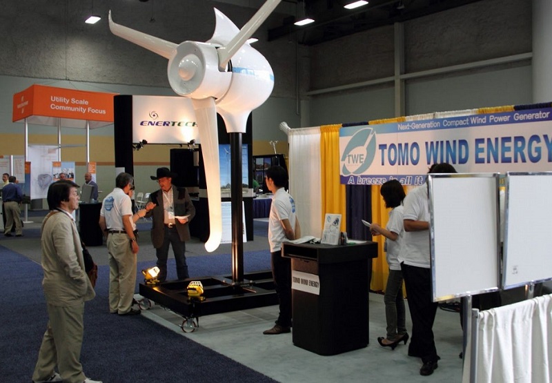 2027年日本东京风能展览会WIND EXPO参展商与海外采购商展台洽谈现场